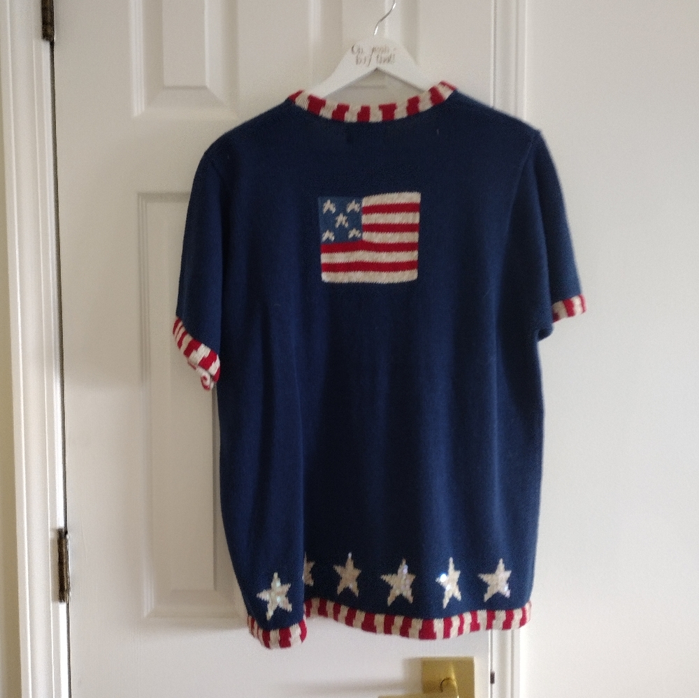 NWT Red White And Blue Star Flag Quaker Factory Sweater Large - Picture 3 of 3